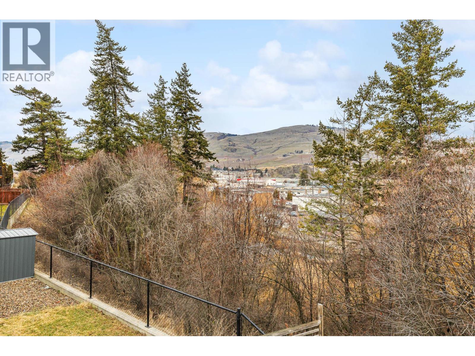 4007 Okanagan Avenue, Vernon