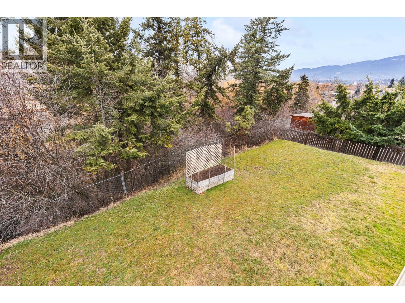 4007 Okanagan Avenue, Vernon
