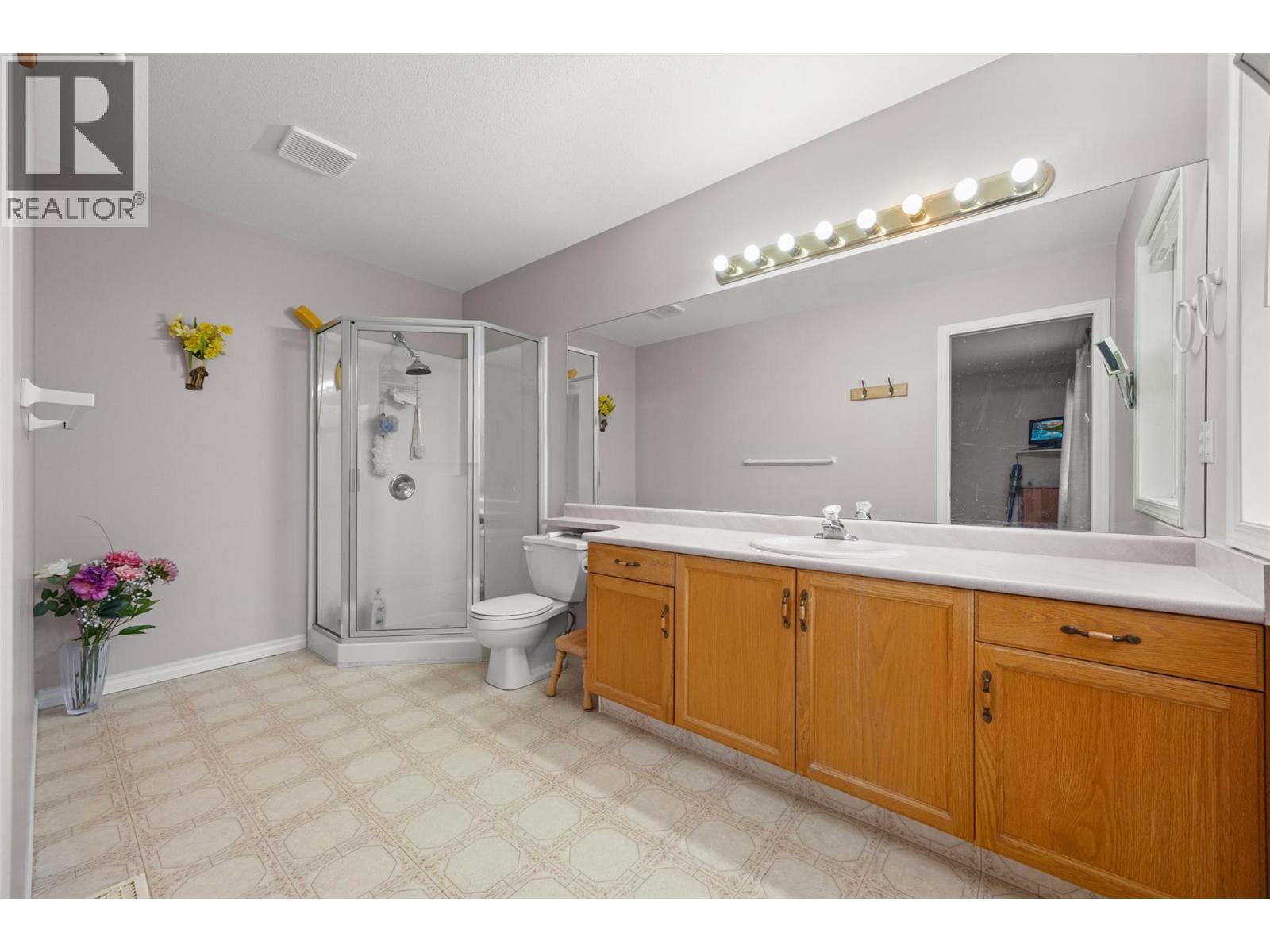 3877 Glen Canyon Drive, West Kelowna