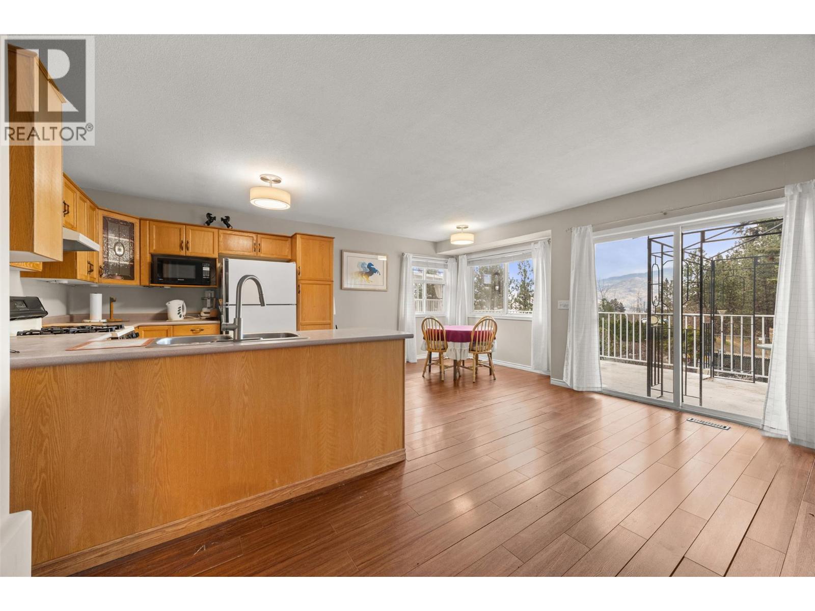 3877 Glen Canyon Drive, West Kelowna