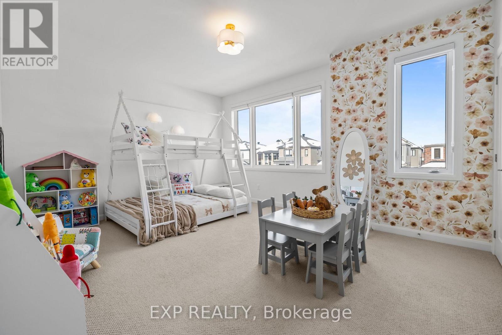 611 RIBBON STREET - 28