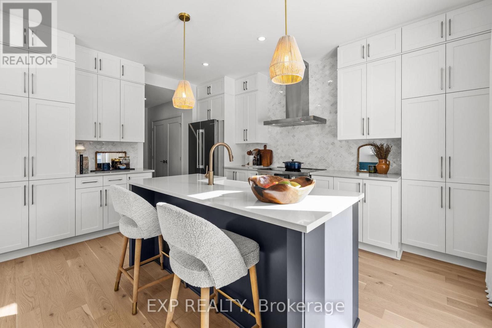 611 RIBBON STREET - 7