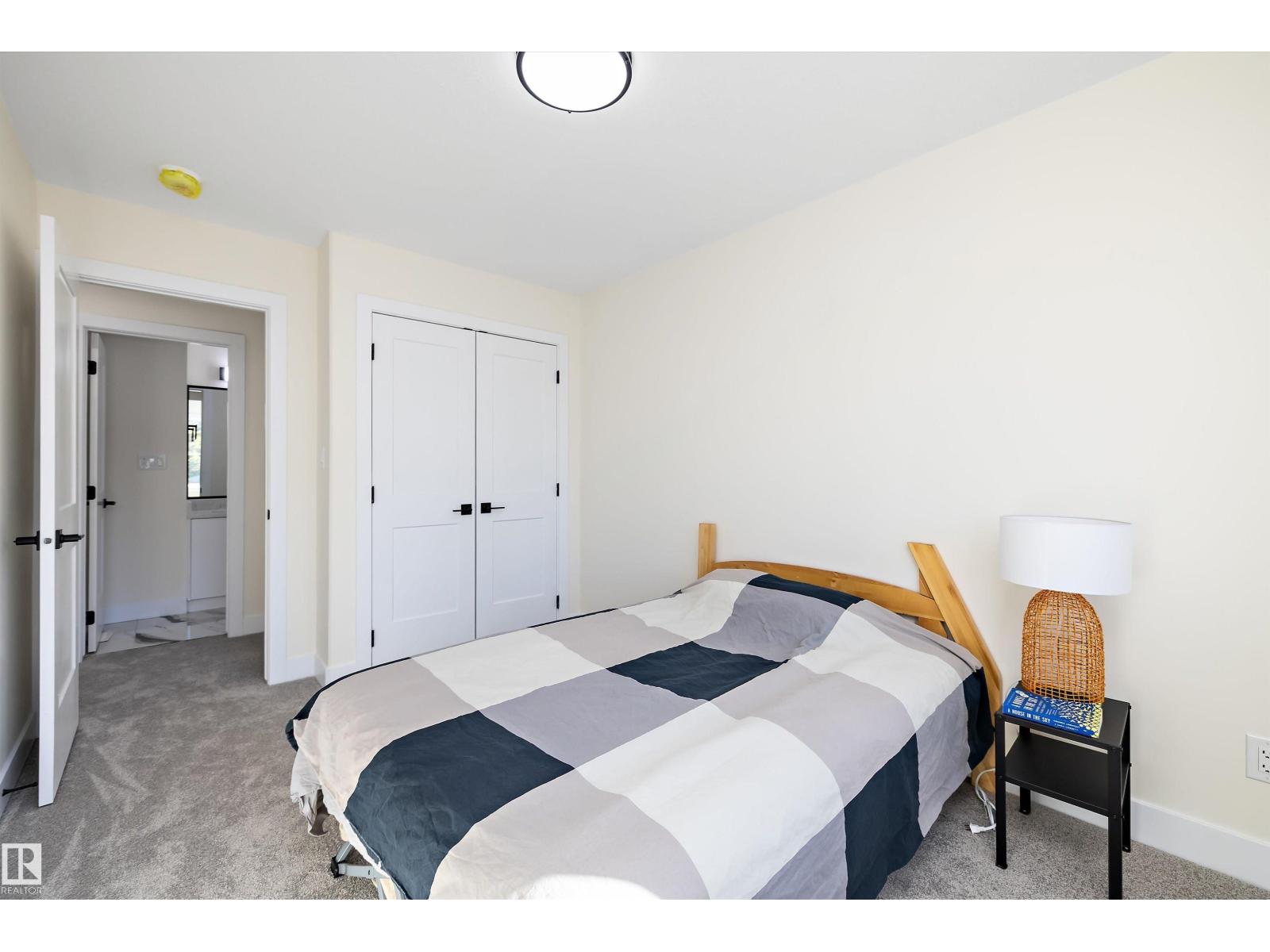 8319 81Ave NW - 26
