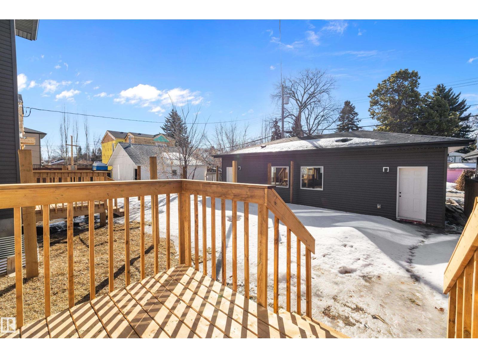 8319 81Ave NW - 45