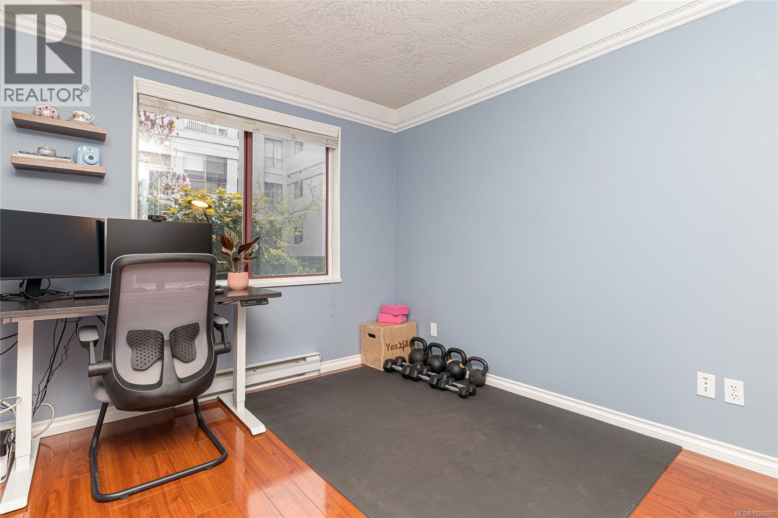 #112 545 MANCHESTER RD - 14