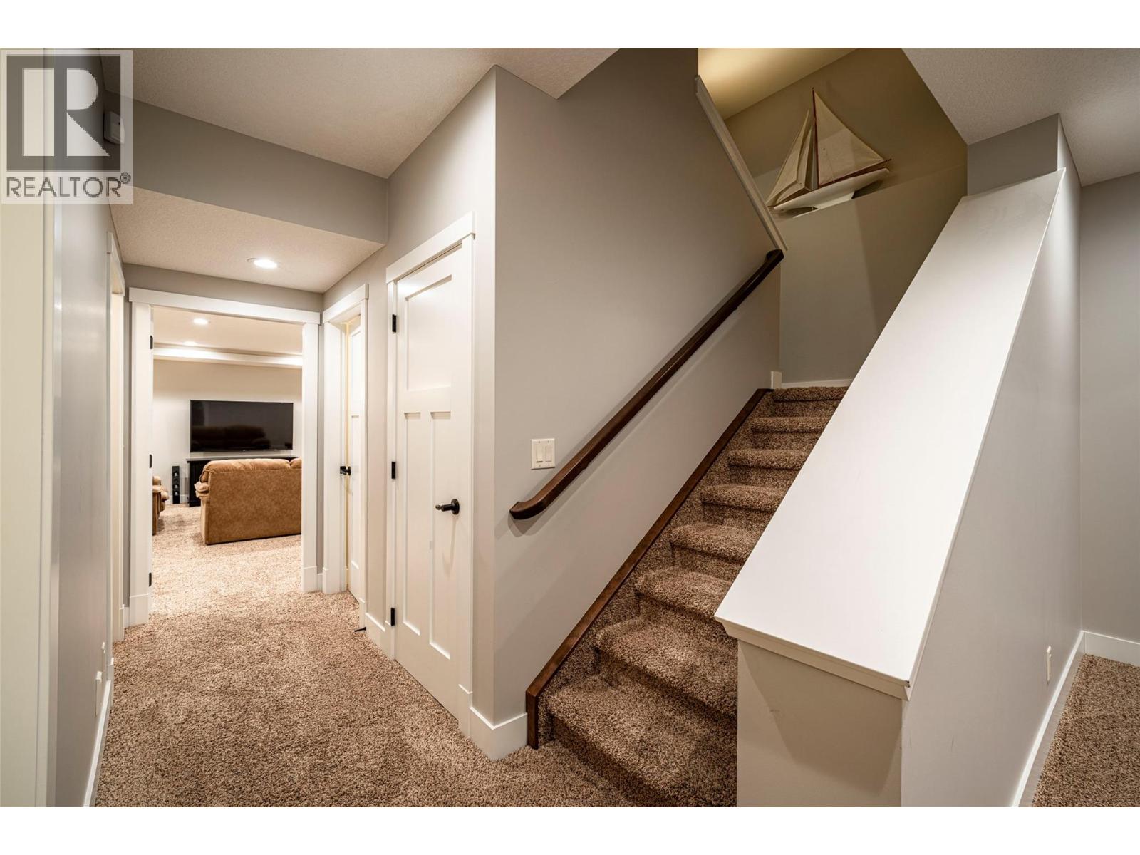 7373 Brooks Lane Unit# 4, Vernon