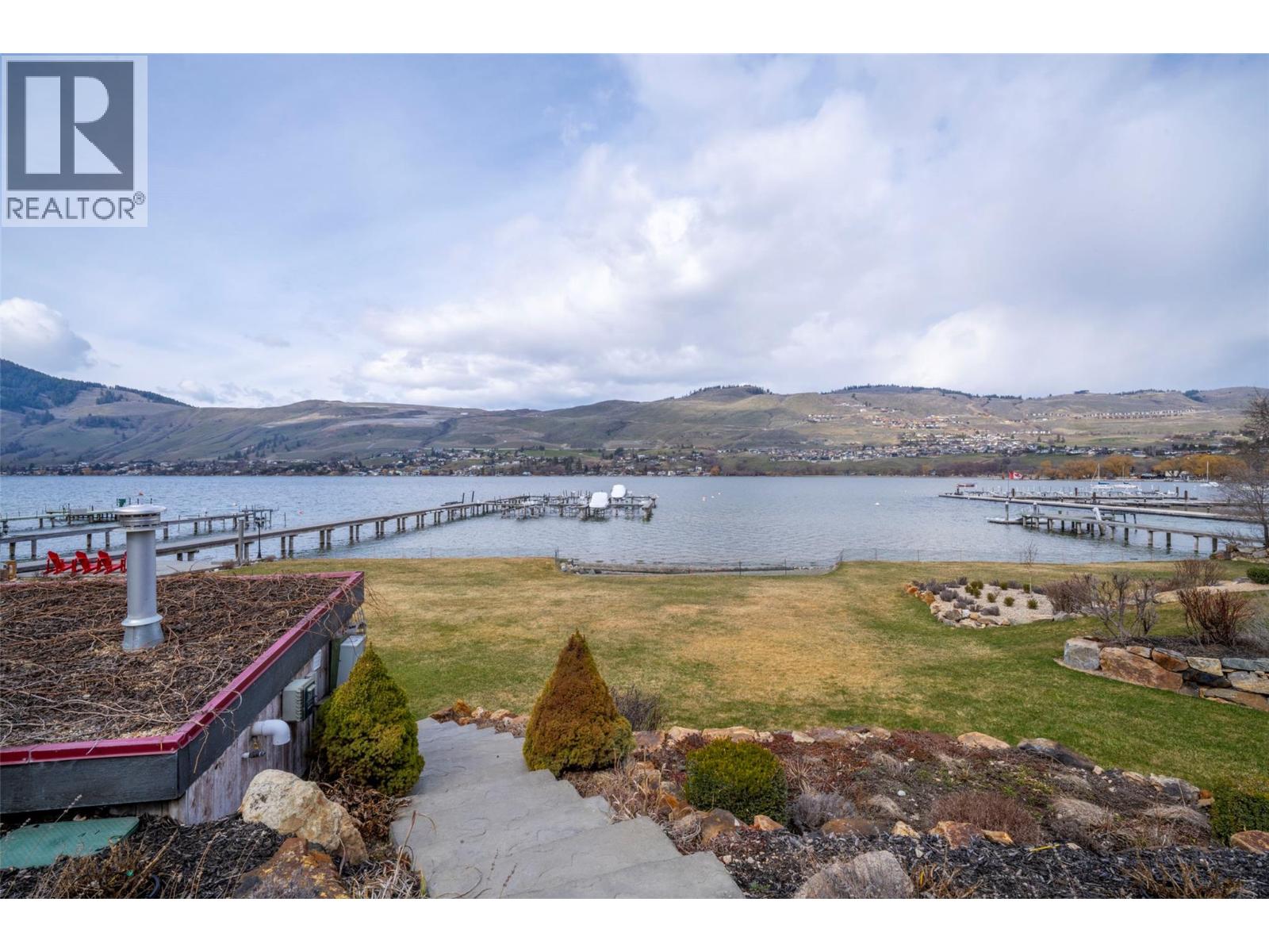 7373 Brooks Lane Unit# 4, Vernon