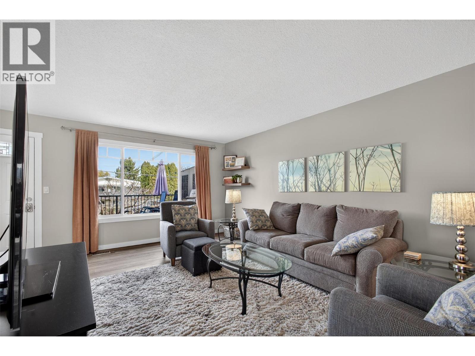 1085 Alta Dena Road, Kelowna