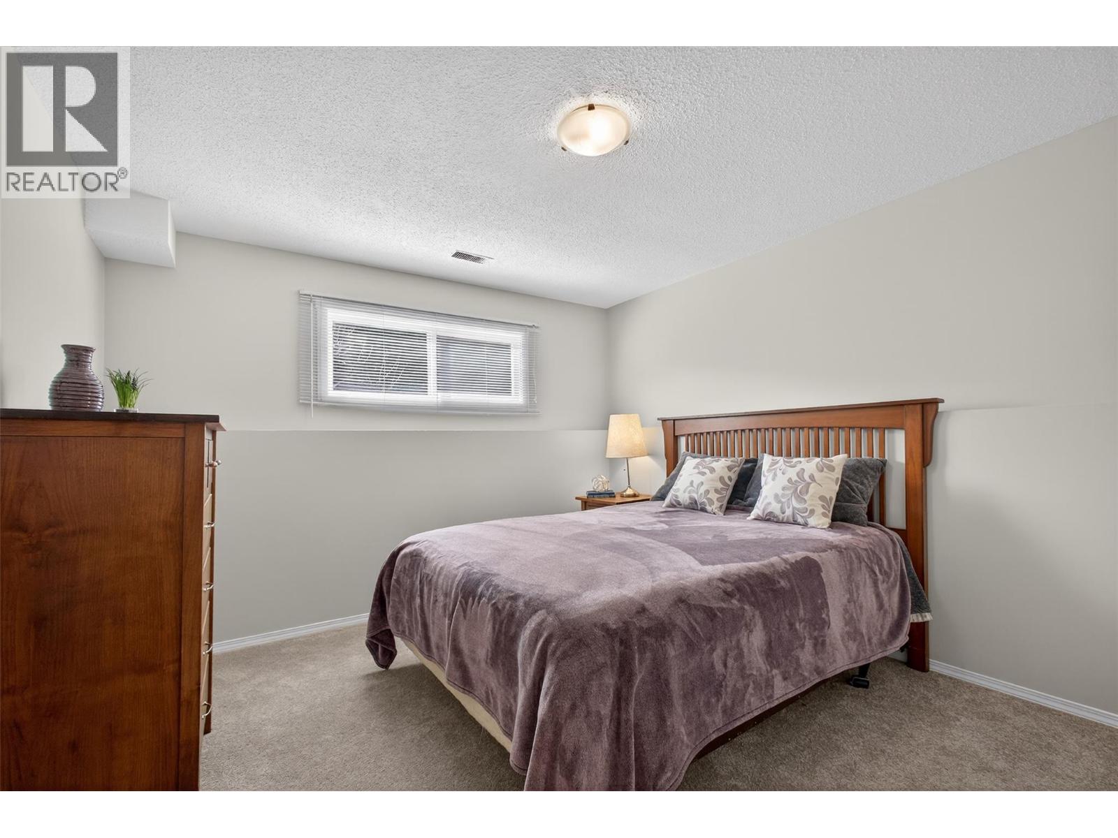 1085 Alta Dena Road, Kelowna