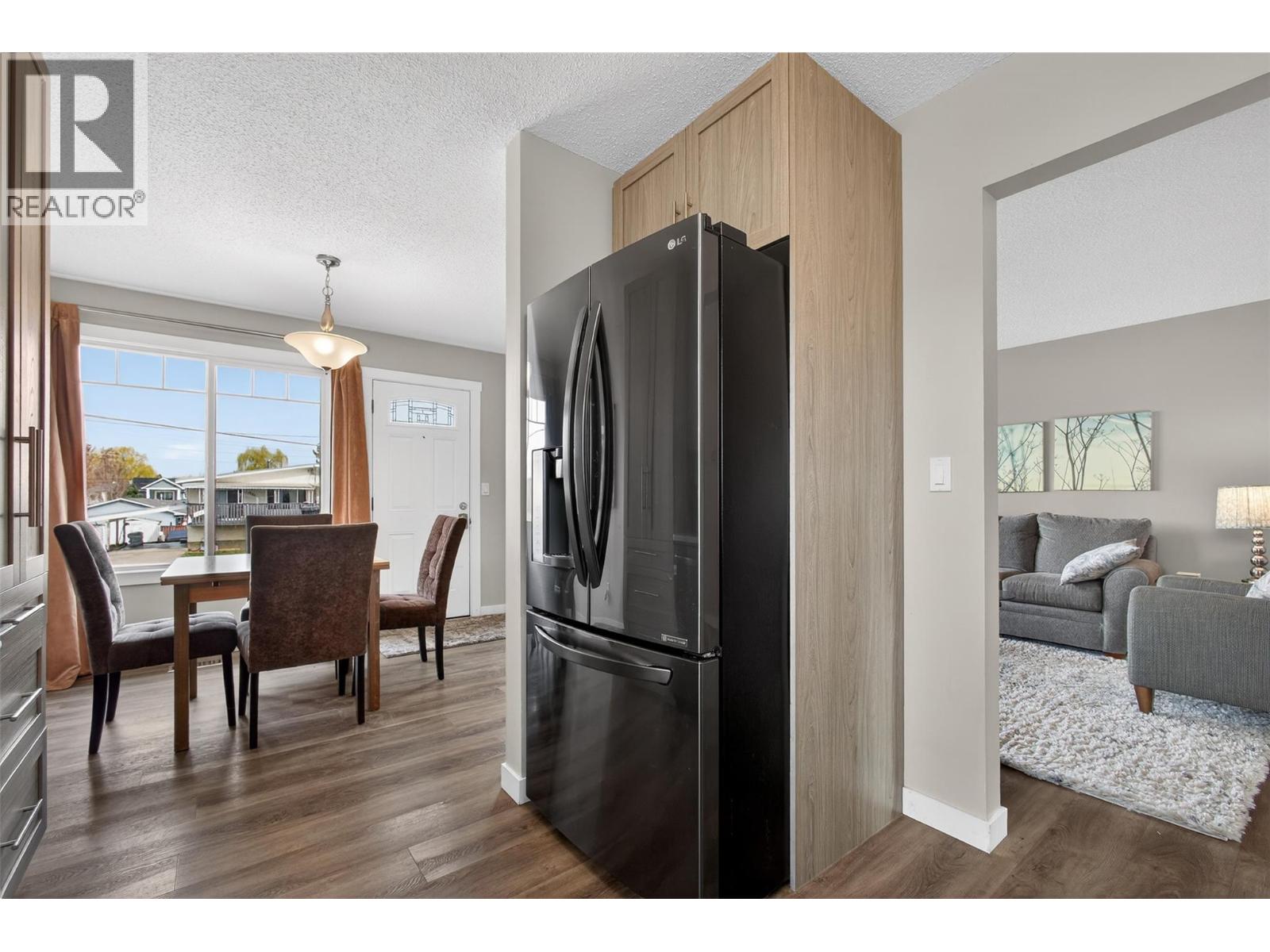 1085 Alta Dena Road, Kelowna