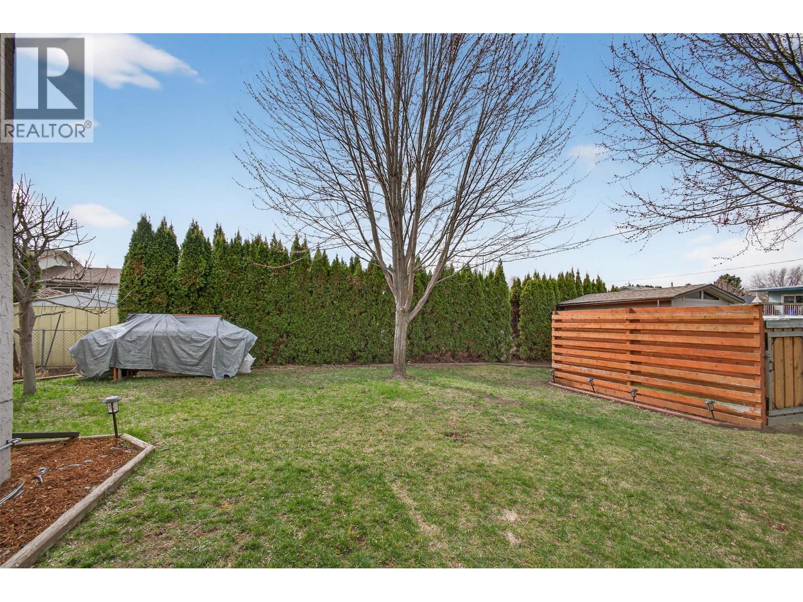 1085 Alta Dena Road, Kelowna