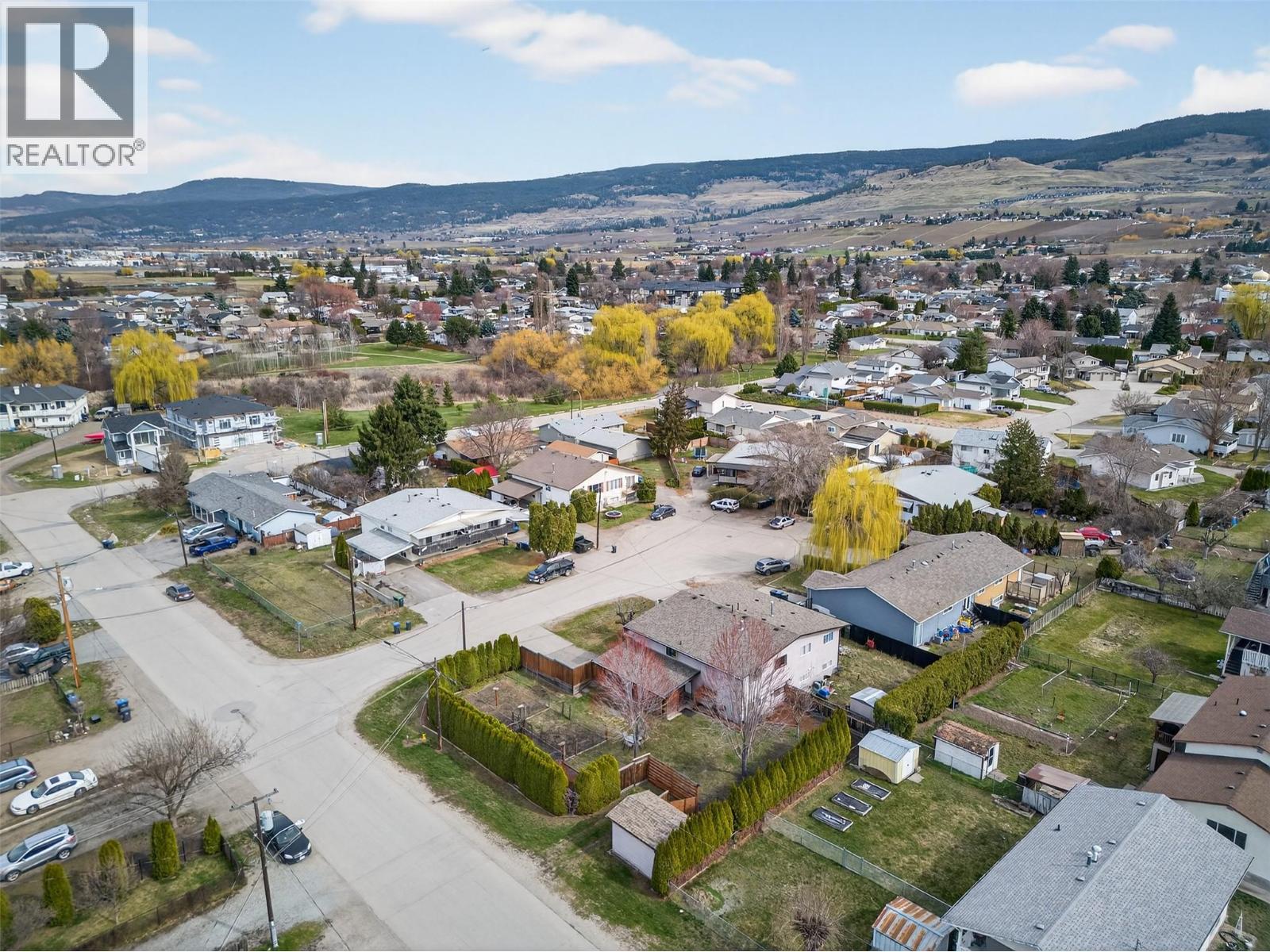 1085 Alta Dena Road, Kelowna