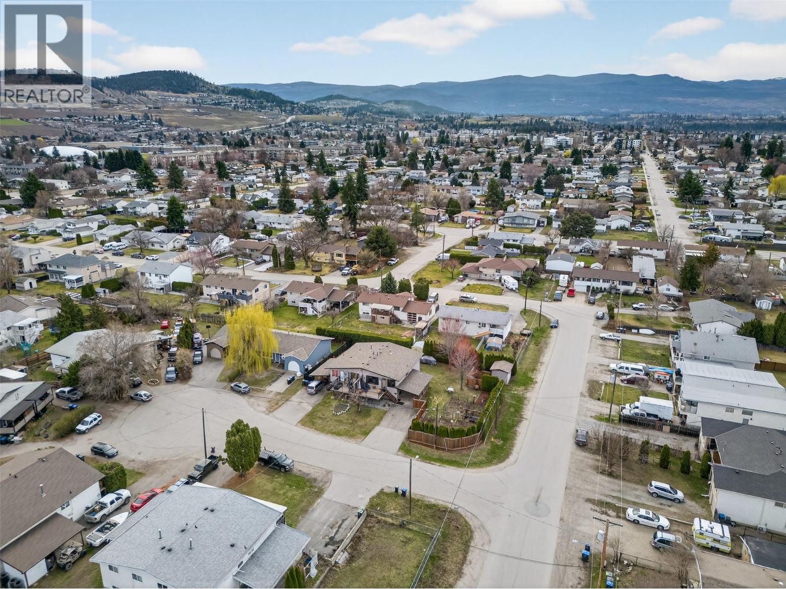 1085 Alta Dena Road, Kelowna