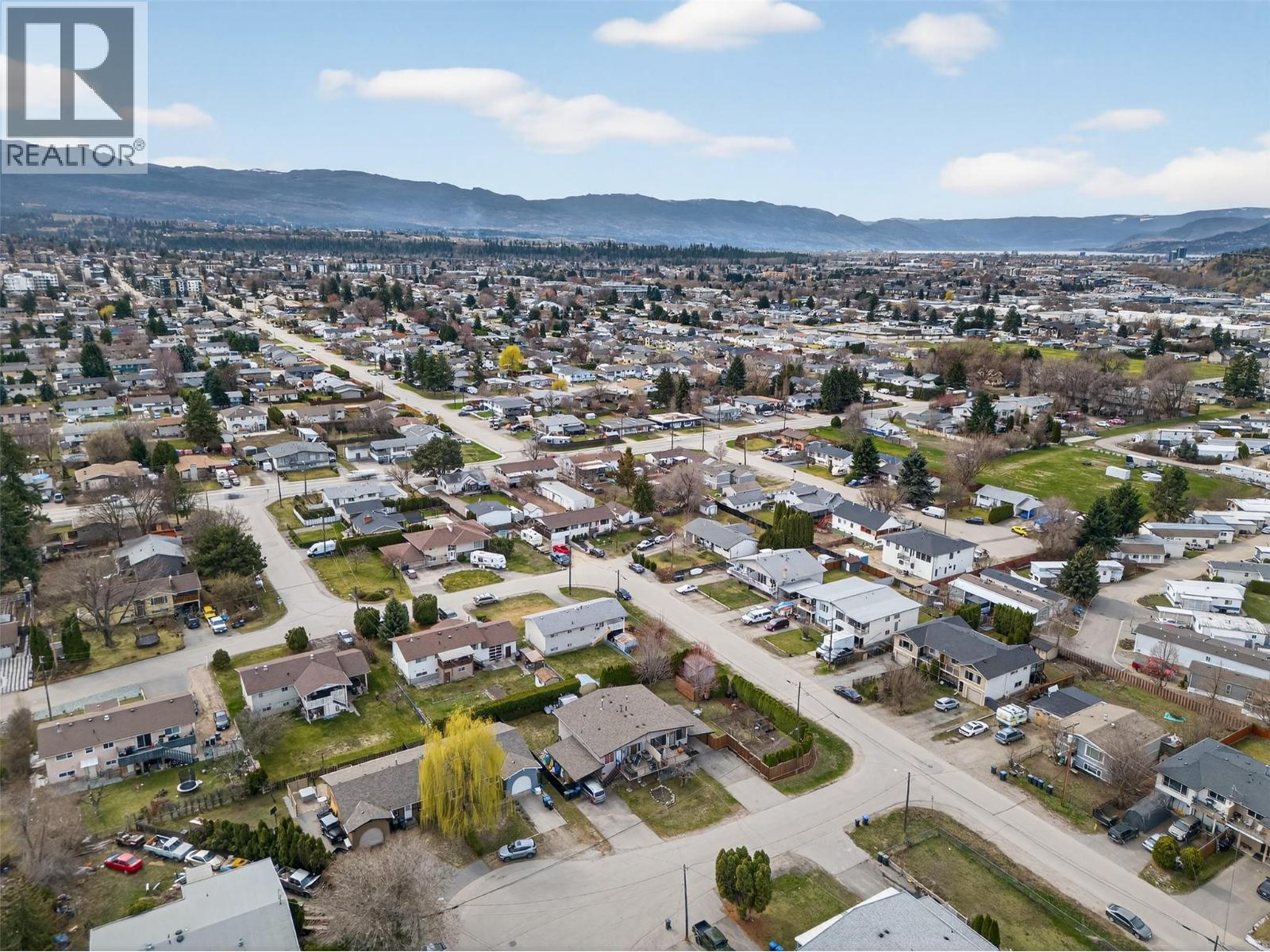 1085 Alta Dena Road, Kelowna