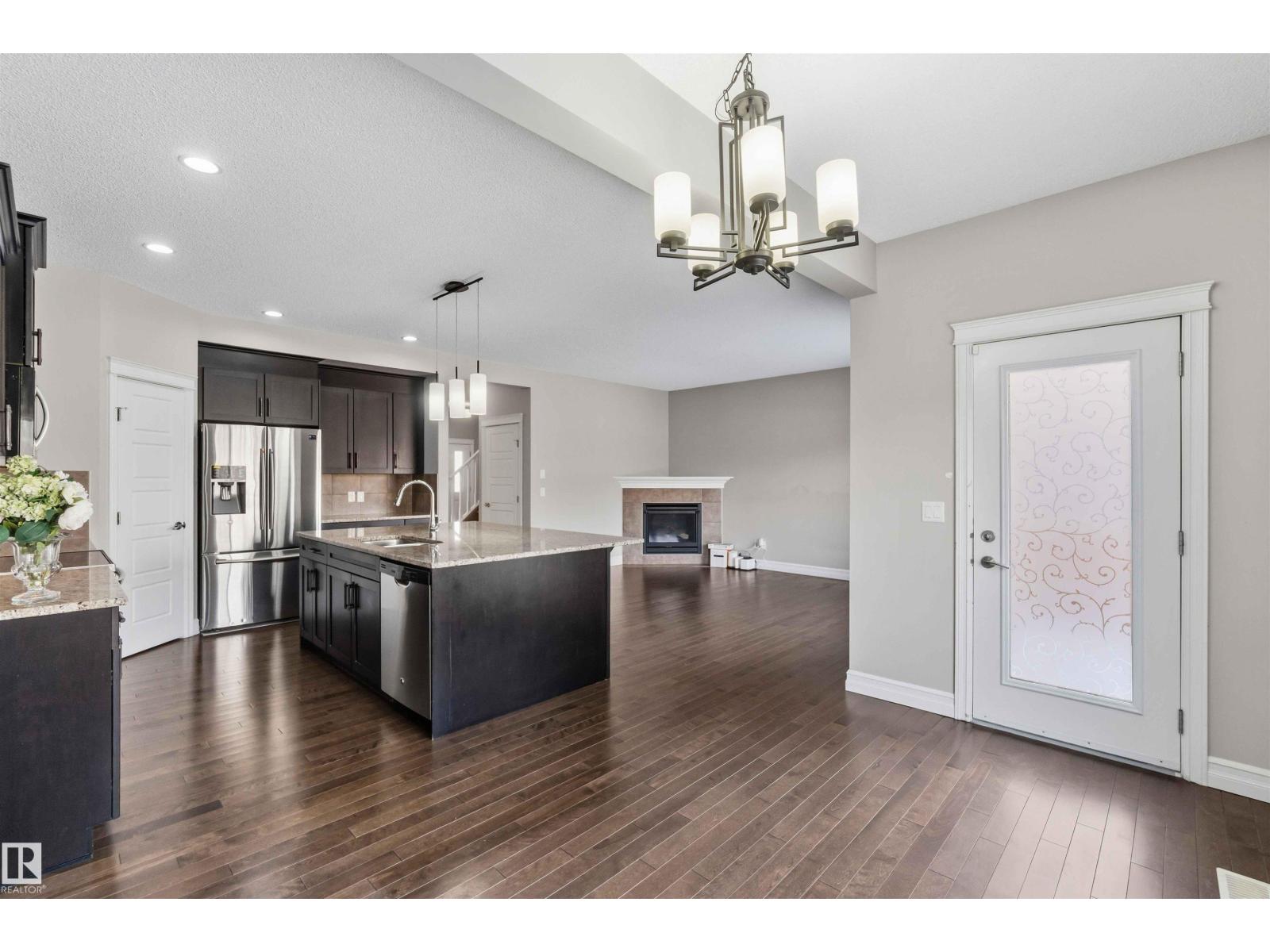 
          3683 8 Street NW
            <br/>
            <span>Edmonton</span>
            , 
            <span>AB</span>
             <span>T6T0S3</span>
         - Photo 9