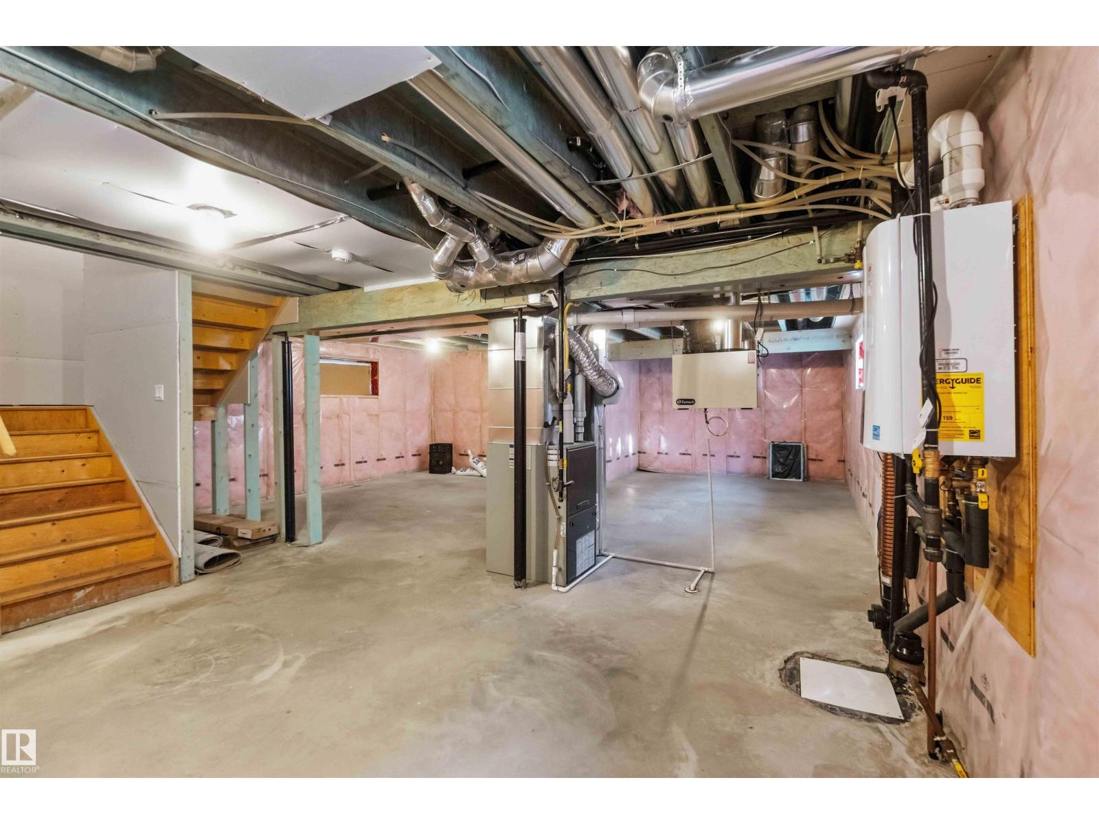 
          3683 8 Street NW
            <br/>
            <span>Edmonton</span>
            , 
            <span>AB</span>
             <span>T6T0S3</span>
         - Photo 30