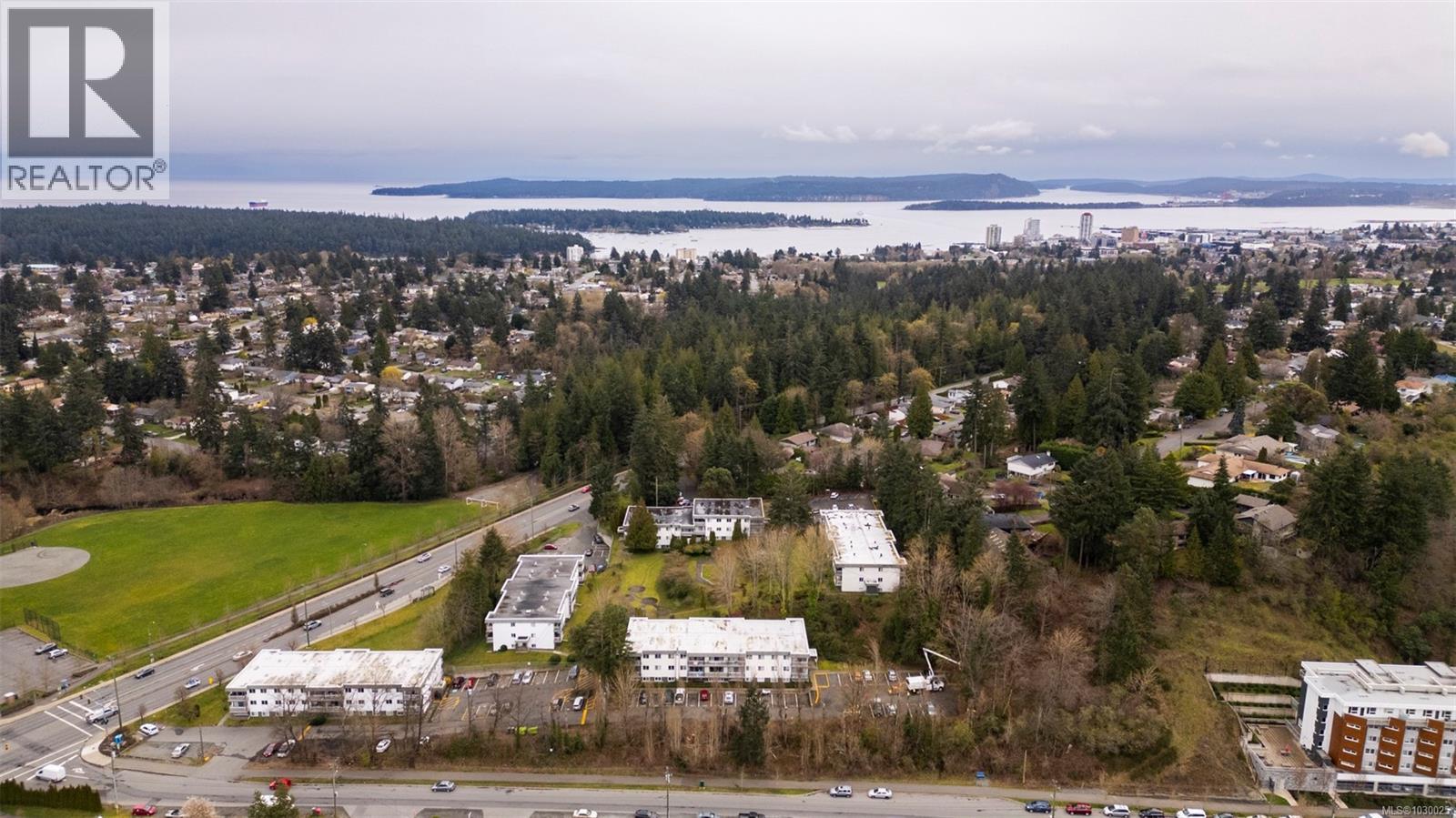 #5205 999 BOWEN RD - 20