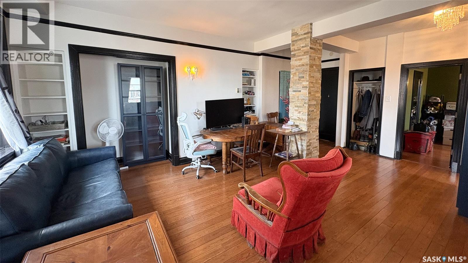 #400 2305 Victoria AVENUE - 15