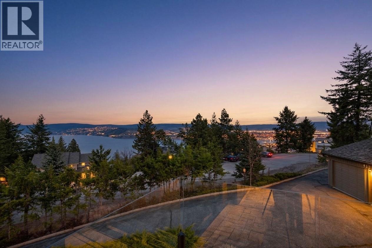 935 Lloyd Jones Drive, West Kelowna