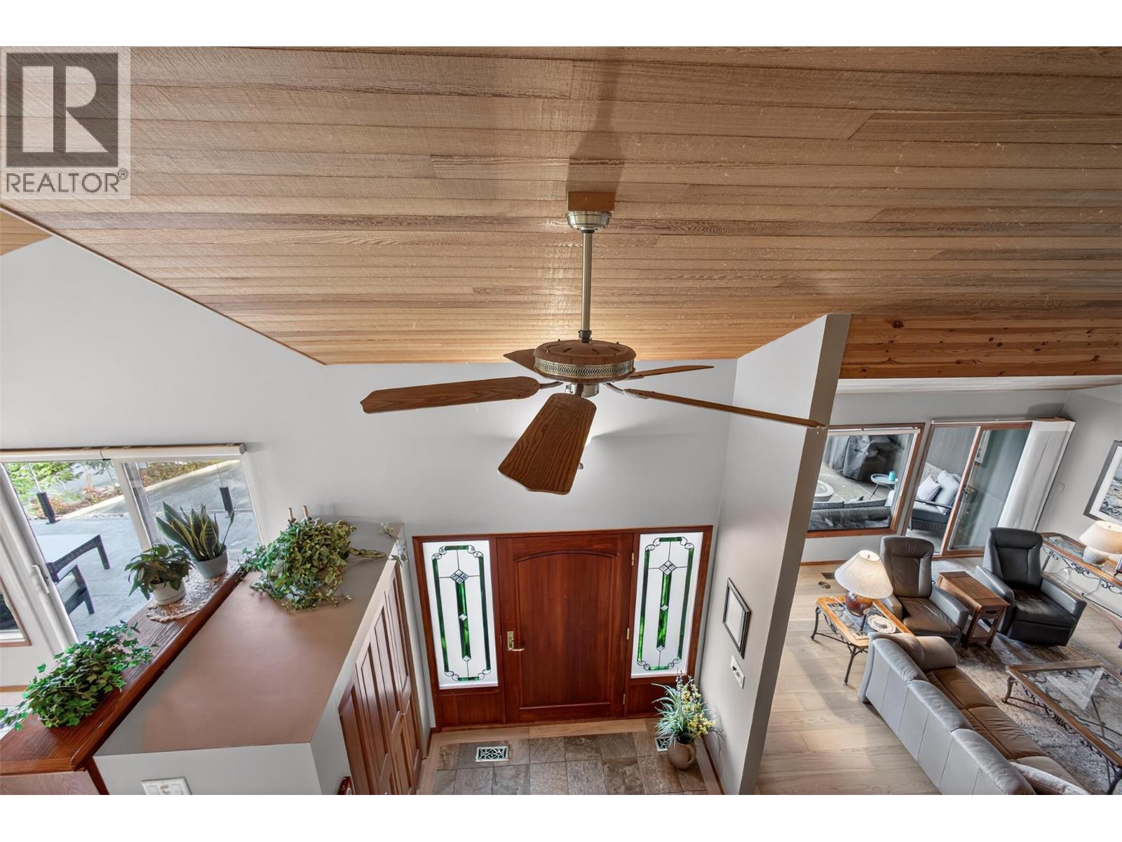 935 Lloyd Jones Drive, West Kelowna