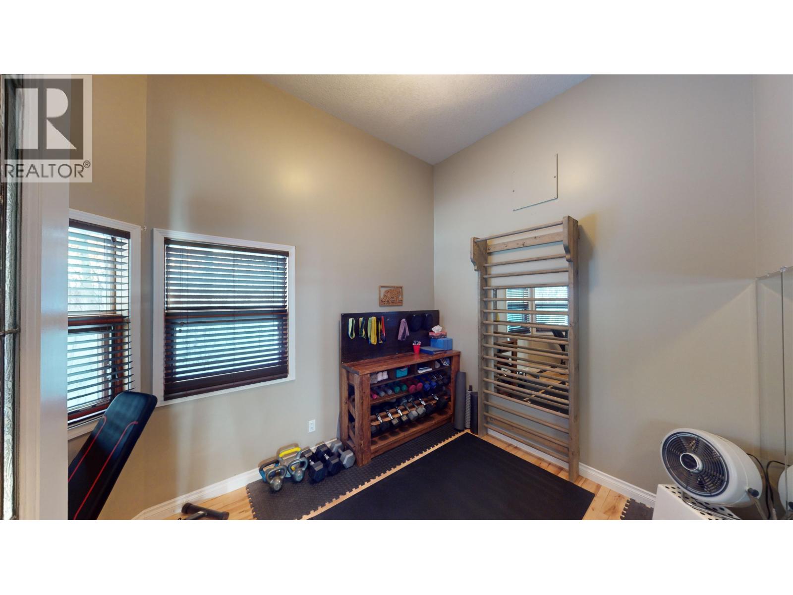 10015 W BIRCH AVENUE - 21