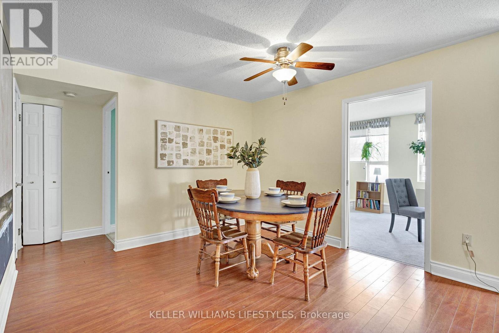 #205 7 PICTON STREET - 11