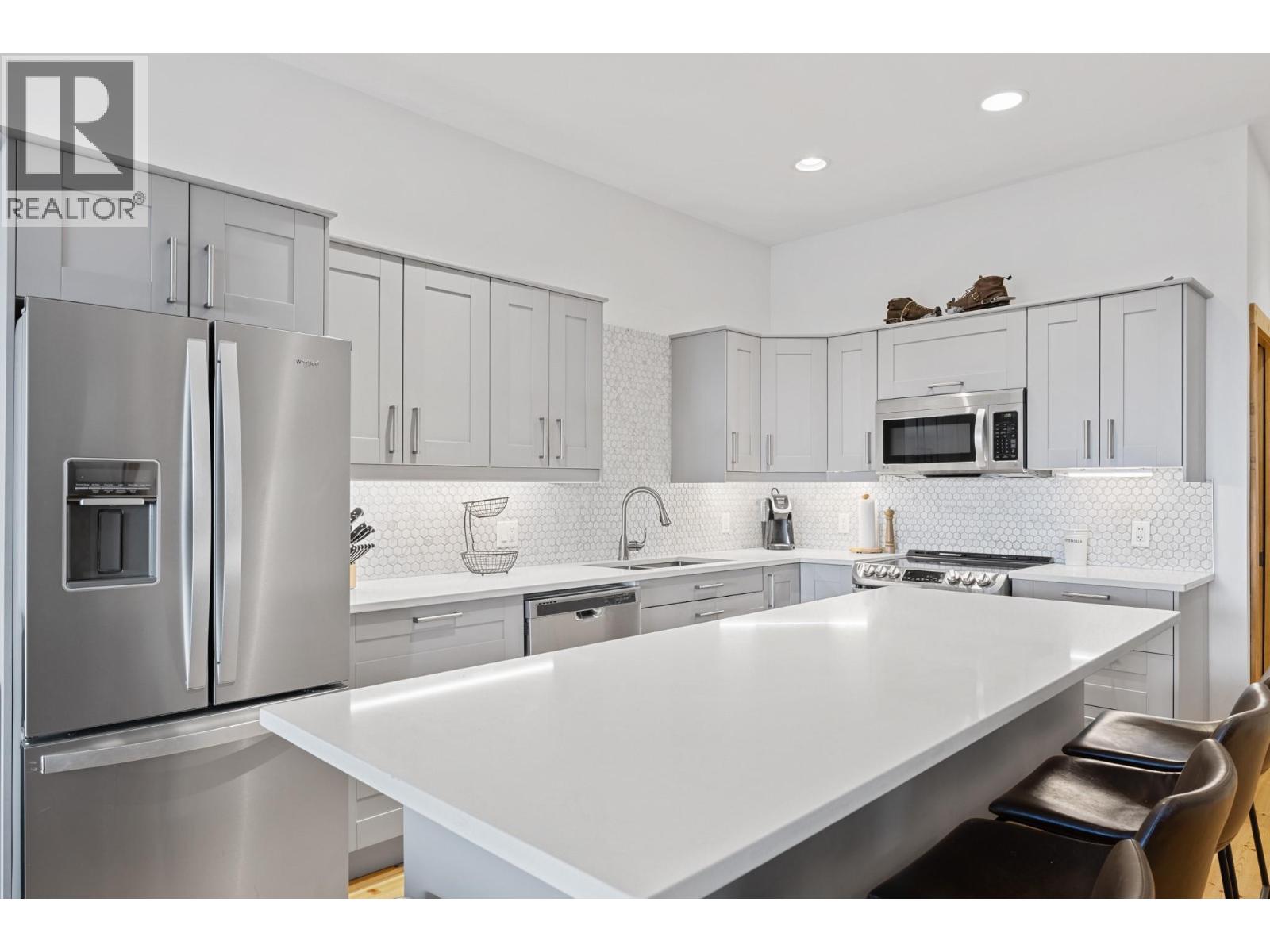 5934 Snow Pines Crescent Unit# B Lot# 89, Big White