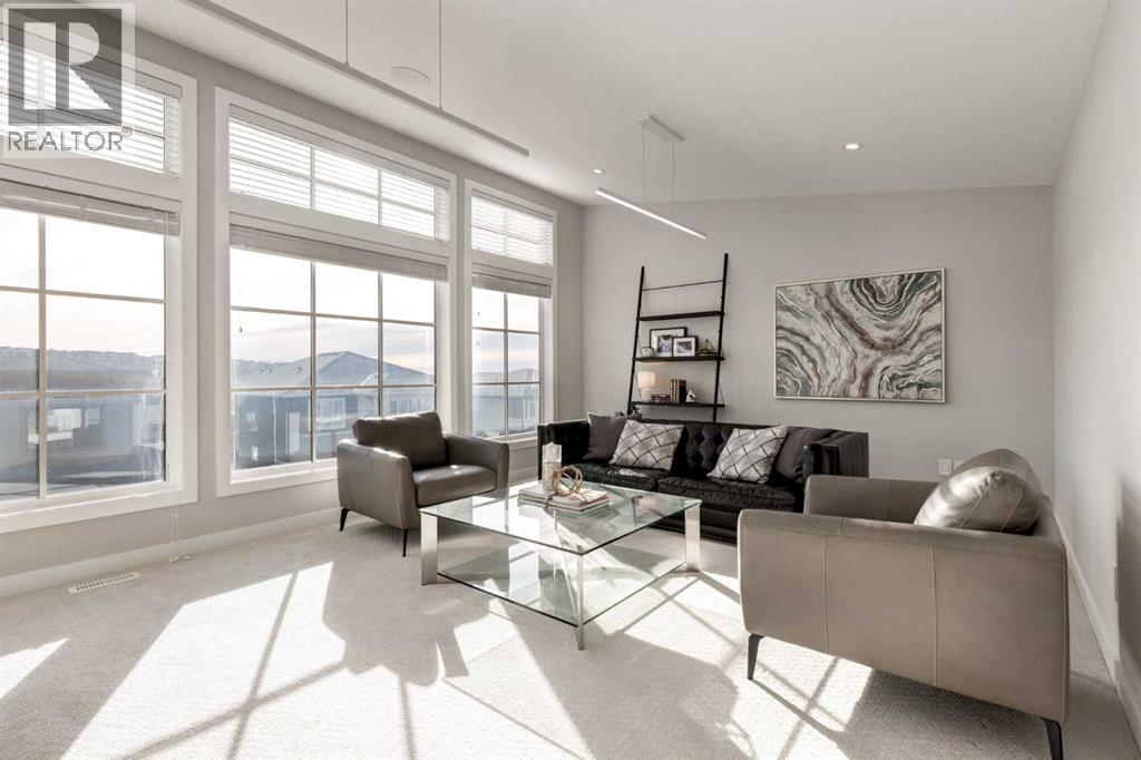 Single Family House for Sale in  Timberline Way SW Springbank Hill Calgary 