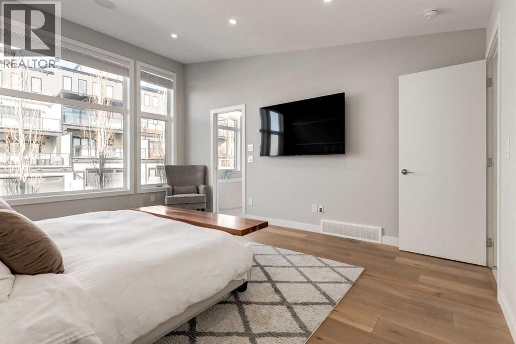 Single Family House for Sale in  Timberline Way SW Springbank Hill Calgary 