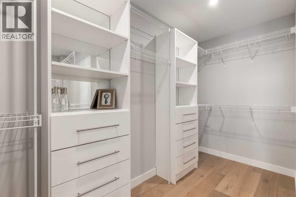 Single Family House for Sale in  Timberline Way SW Springbank Hill Calgary 