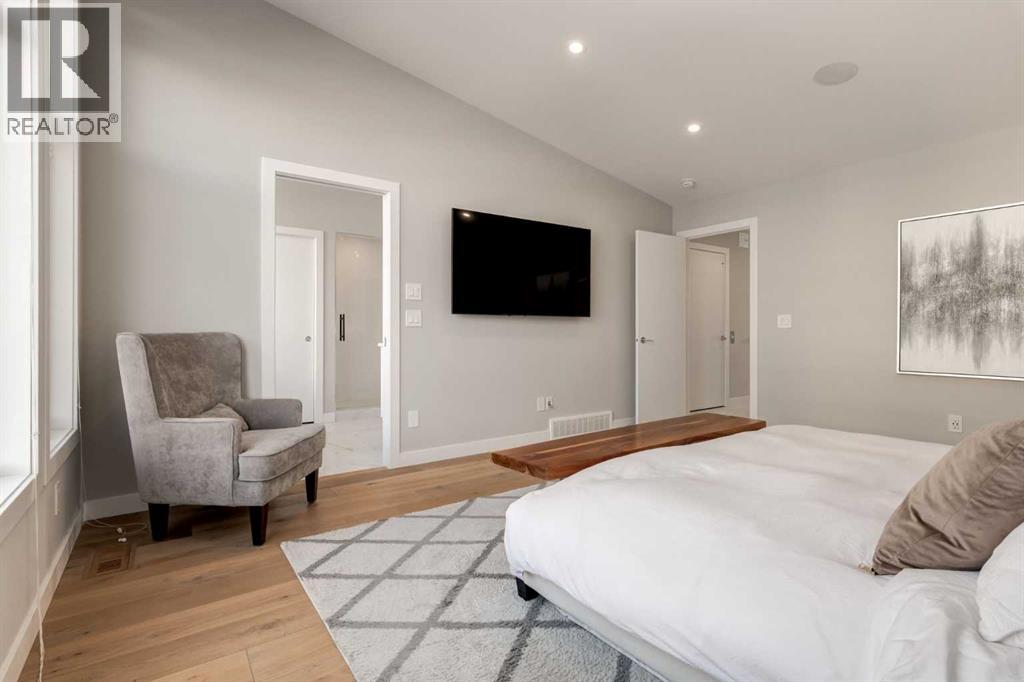 Single Family House for Sale in  Timberline Way SW Springbank Hill Calgary 