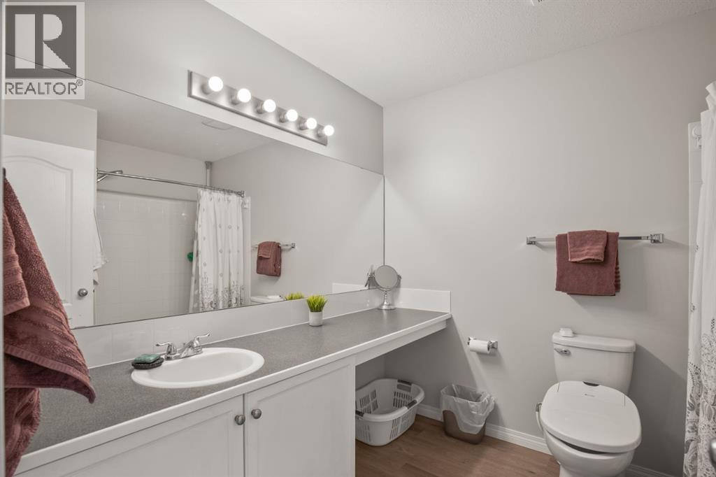 33 Donlevy Avenue, Red Deer