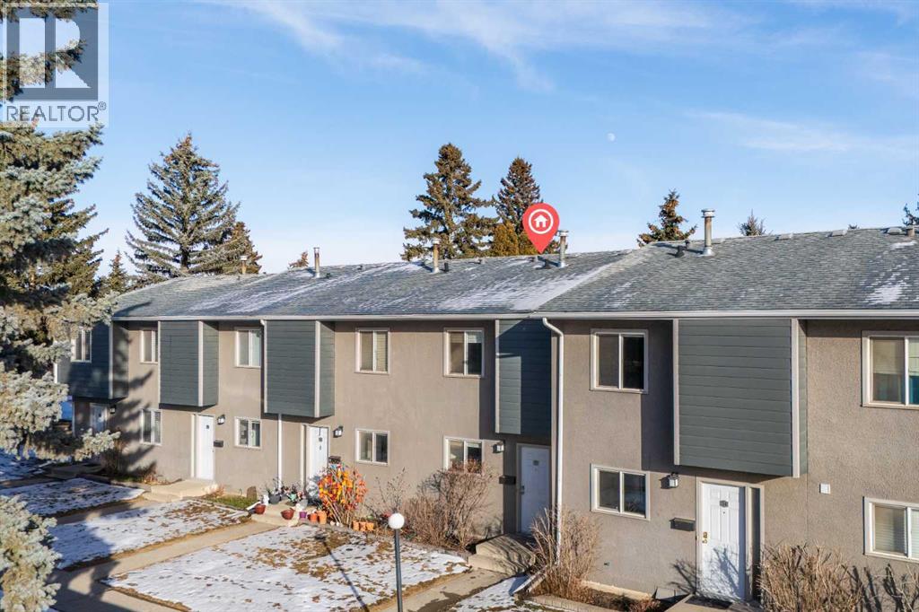 Single Family House for Sale in    Avenue SE Acadia Calgary 