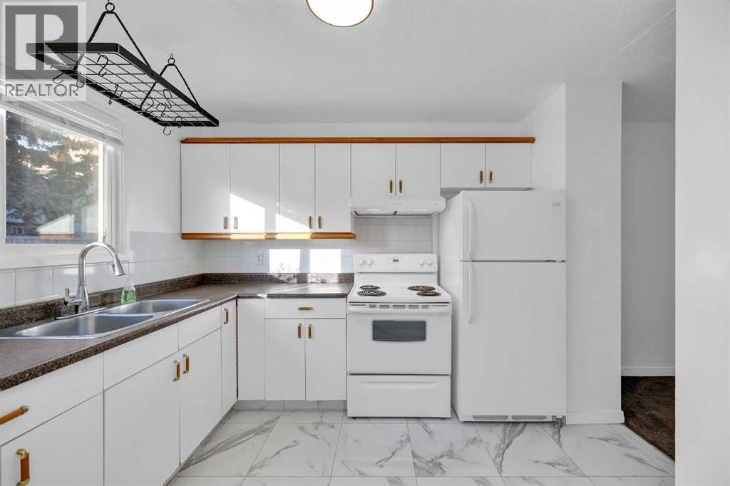 Single Family House for Sale in    Avenue SE Acadia Calgary 