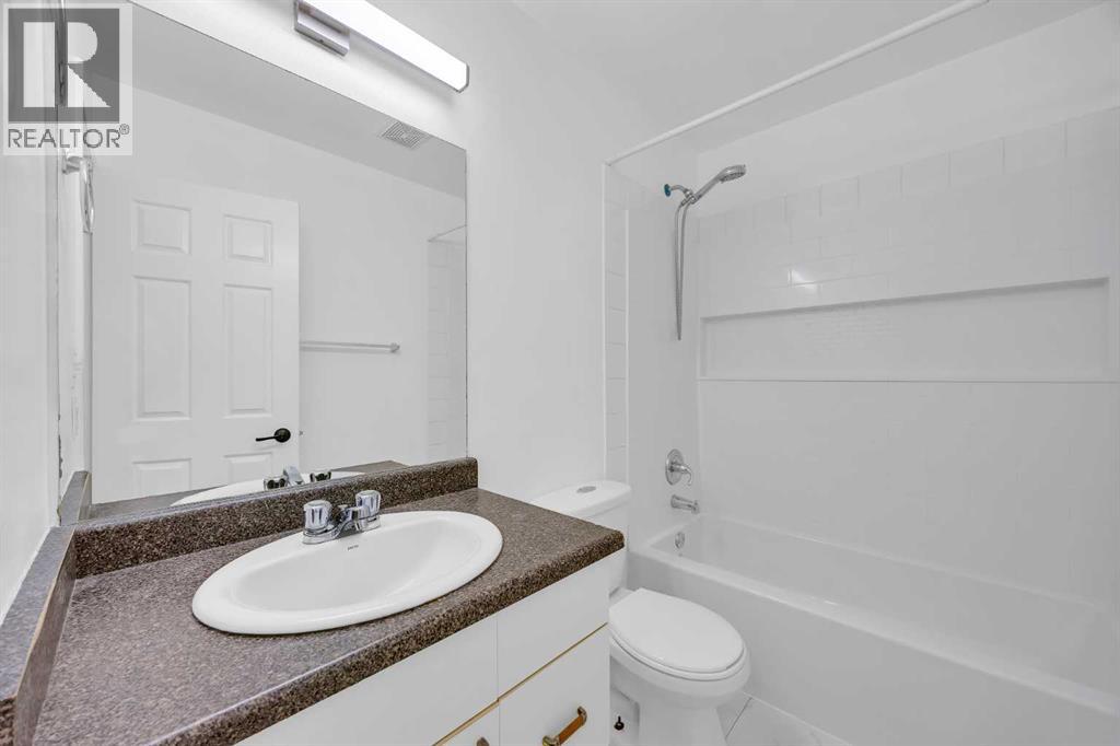 Single Family House for Sale in    Avenue SE Acadia Calgary 