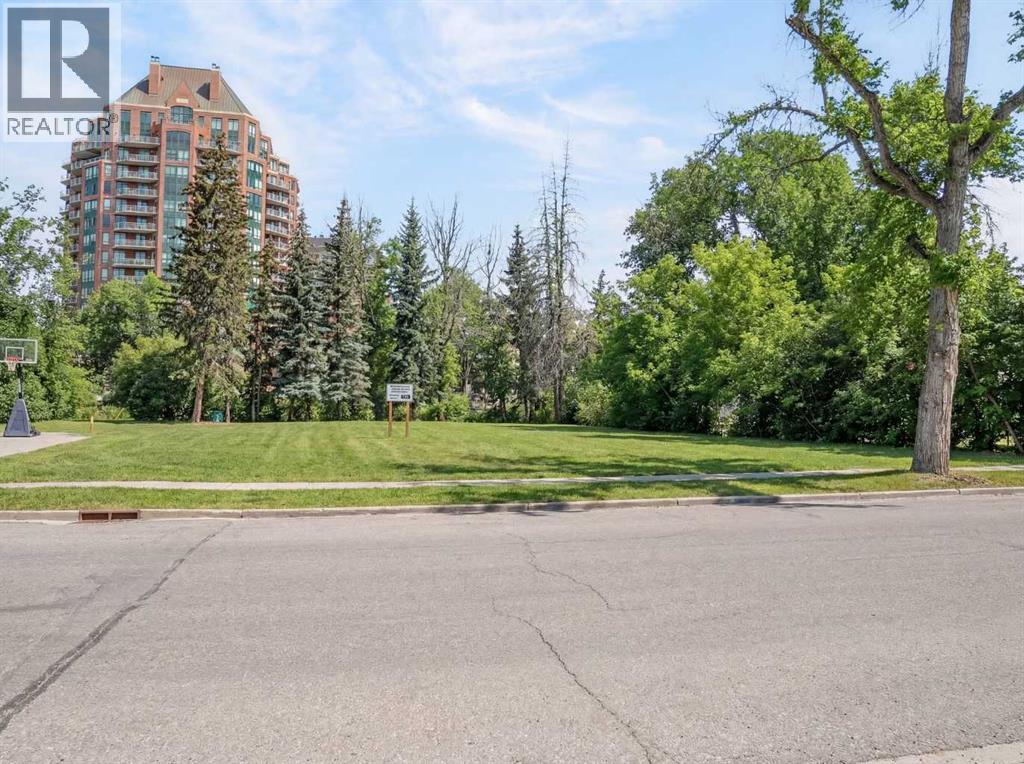 Vacant Land for Sale in  Roxboro Road SW Roxboro Calgary 