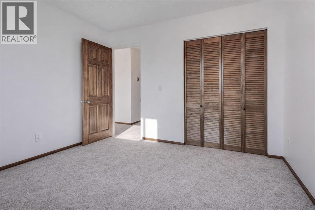 Single Family House for Sale in    Avenue SW Sunalta Calgary 