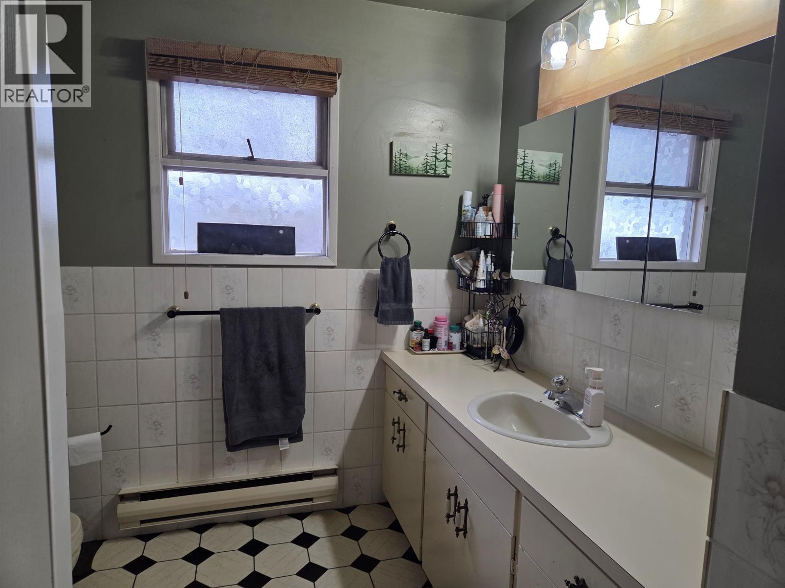 3309 THOMAS STREET - 11