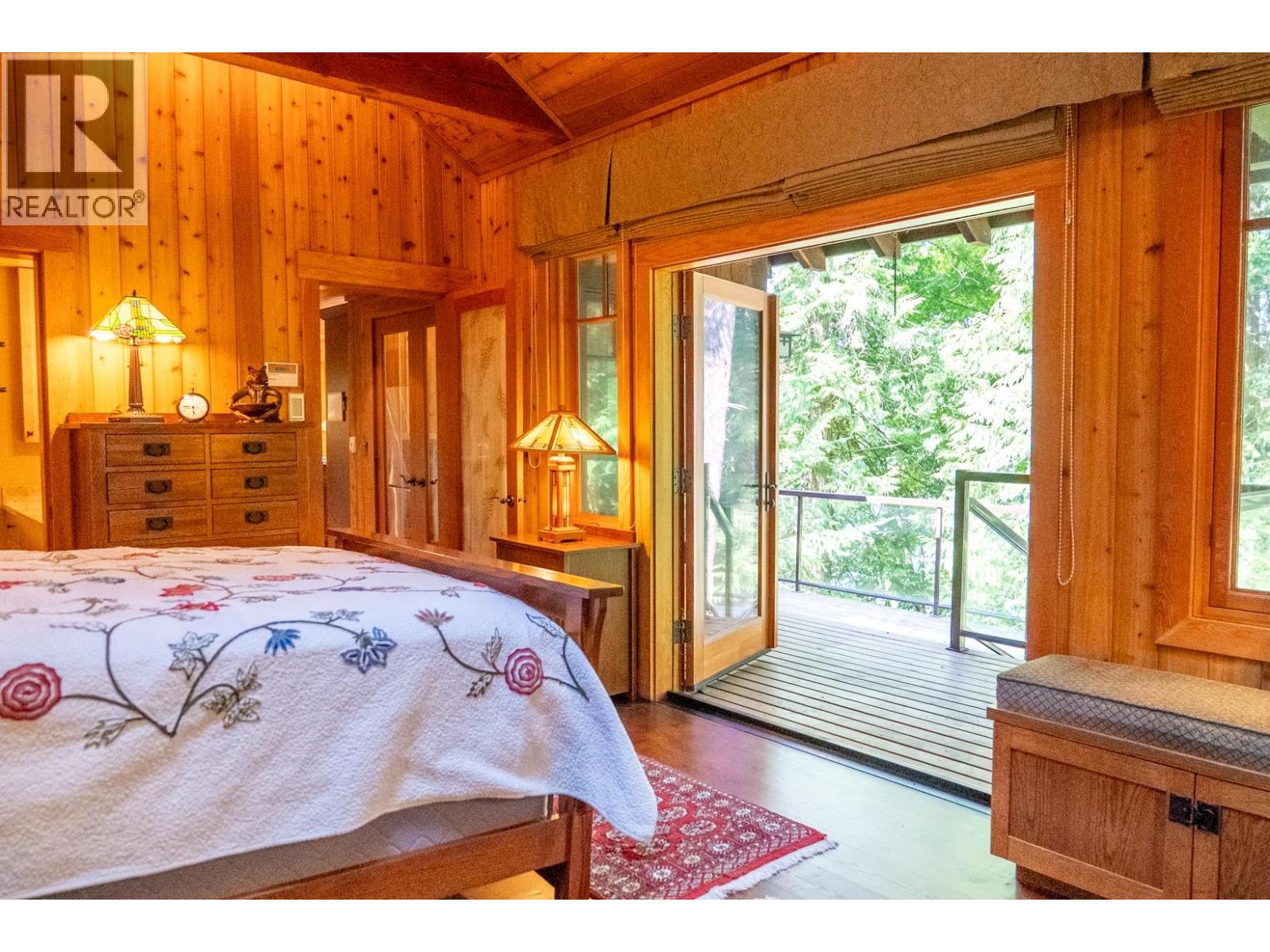 8807 AINSLIE POINT ROAD, Pender Island