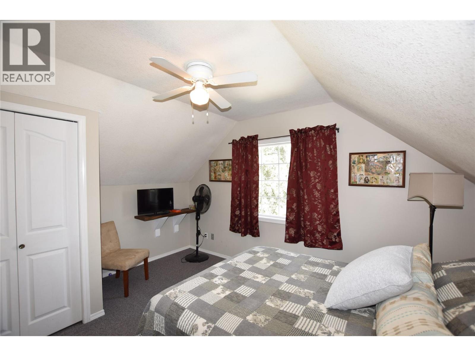 441 Hummingbird Avenue, Vernon