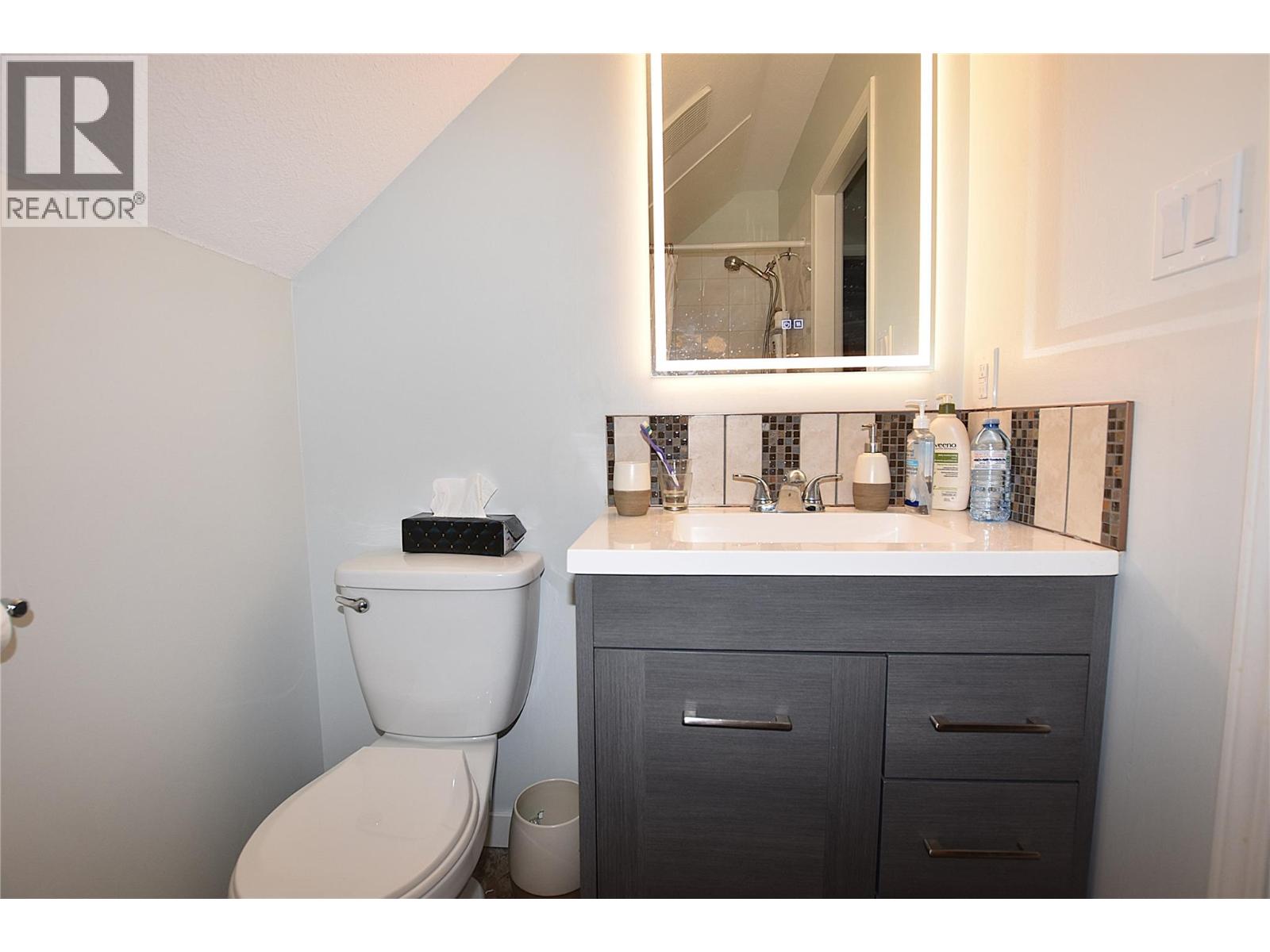 441 Hummingbird Avenue, Vernon