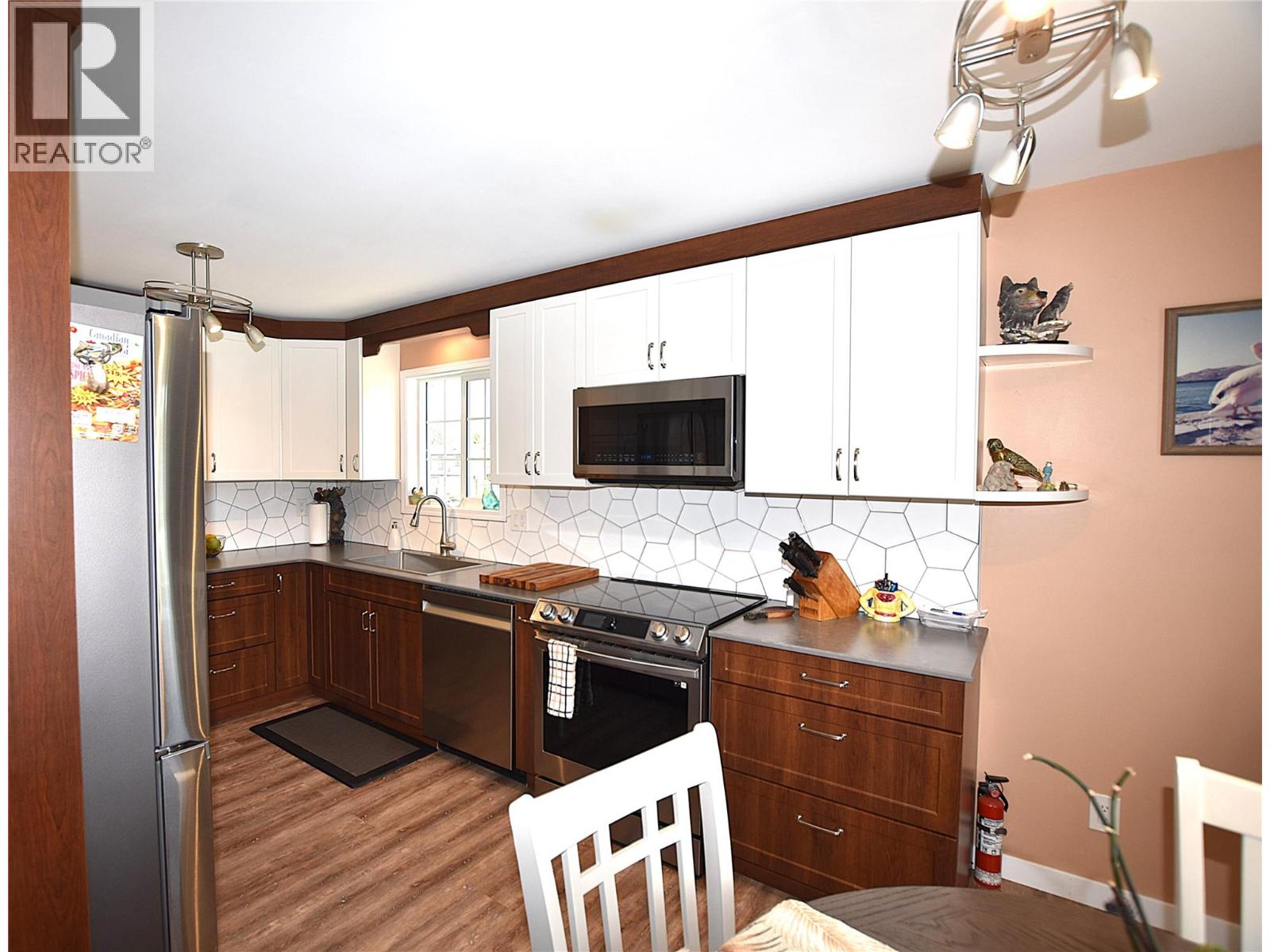 441 Hummingbird Avenue, Vernon