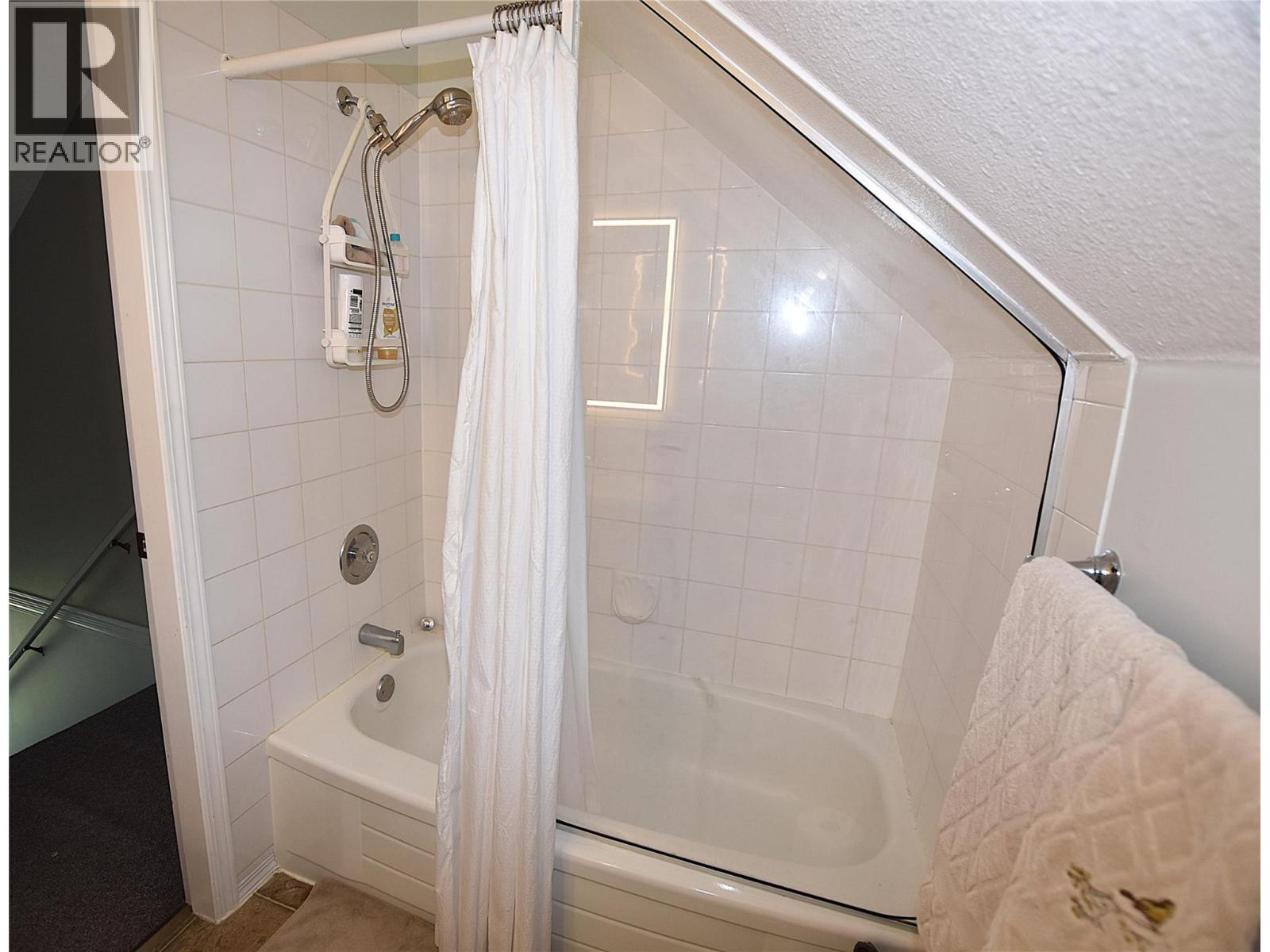 441 Hummingbird Avenue - 39