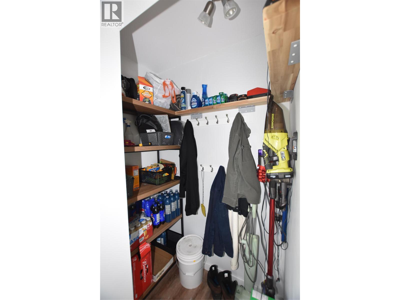 441 Hummingbird Avenue, Vernon