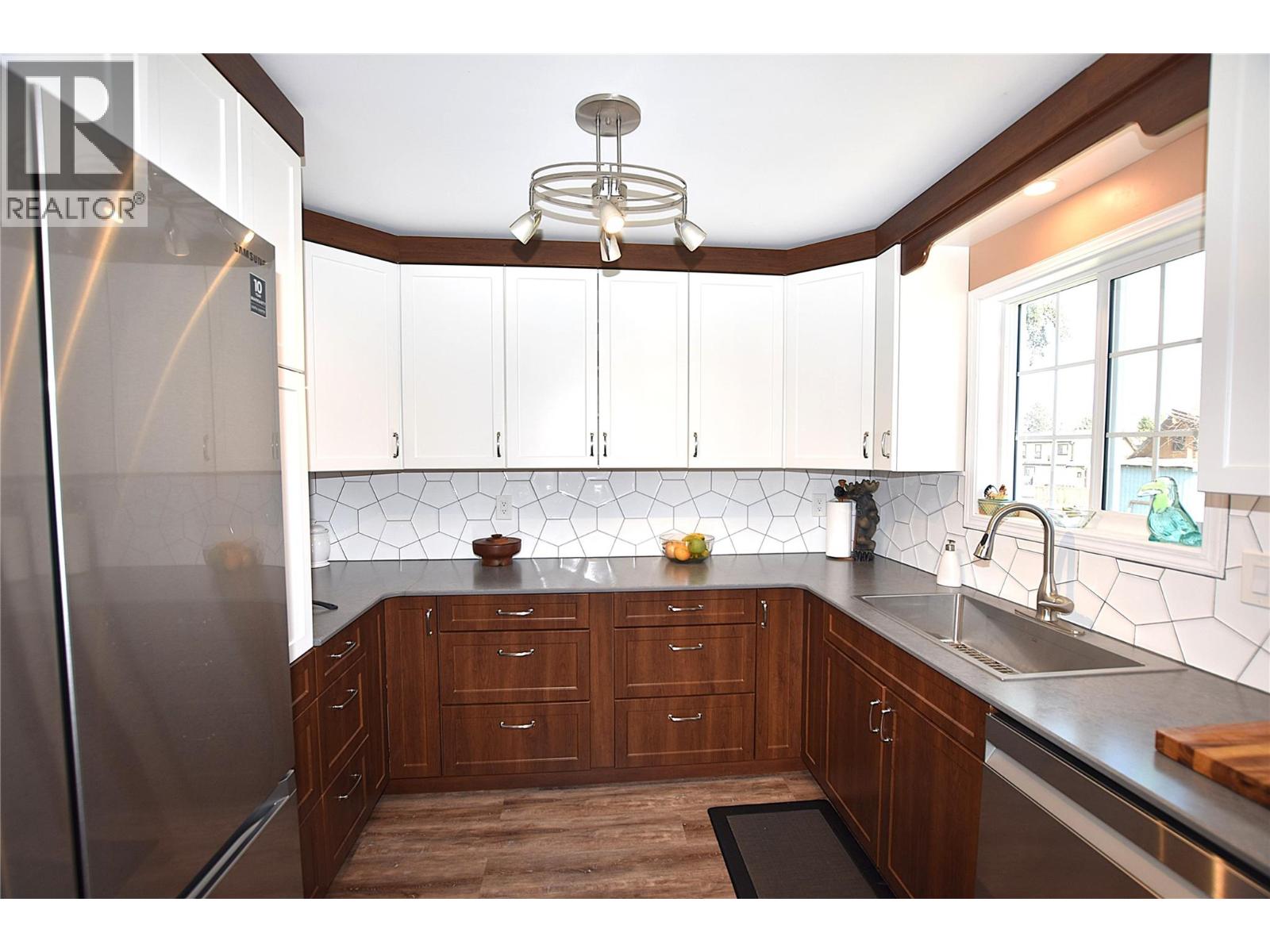 441 Hummingbird Avenue, Vernon