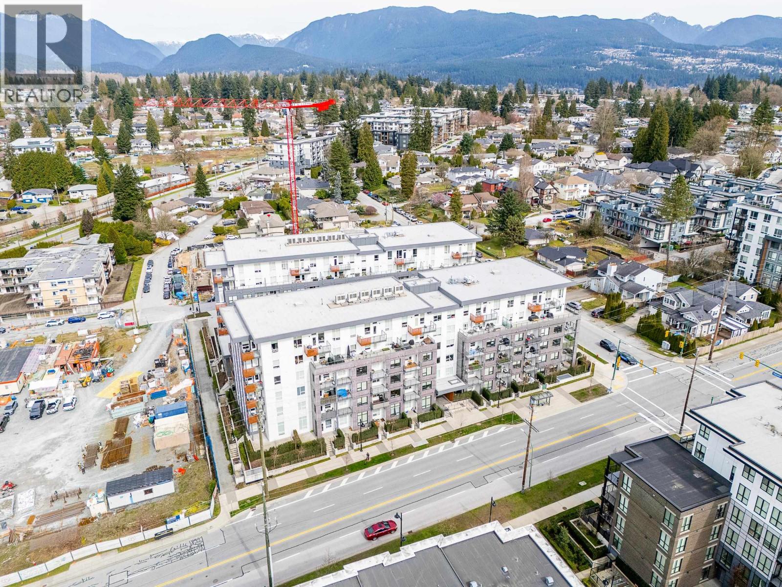 304 645 COMO LAKE AVENUE, Coquitlam