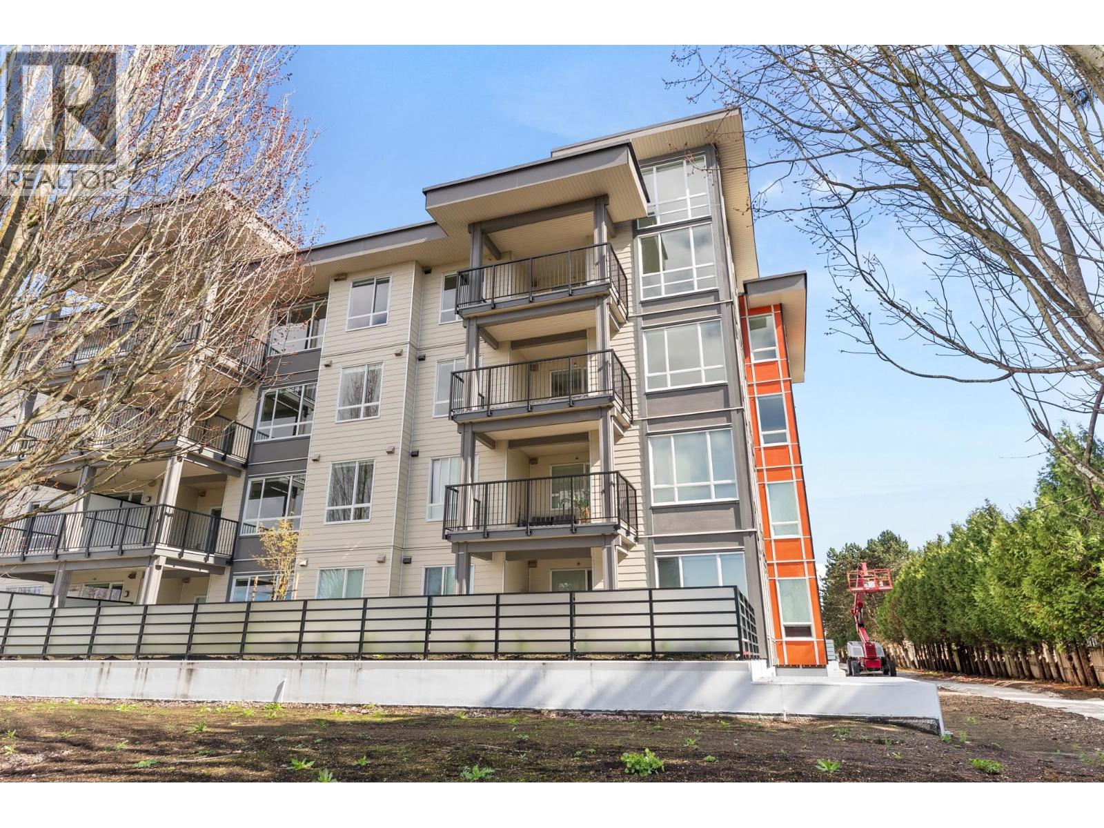 #411-23200 GILLEY Road, Richmond
