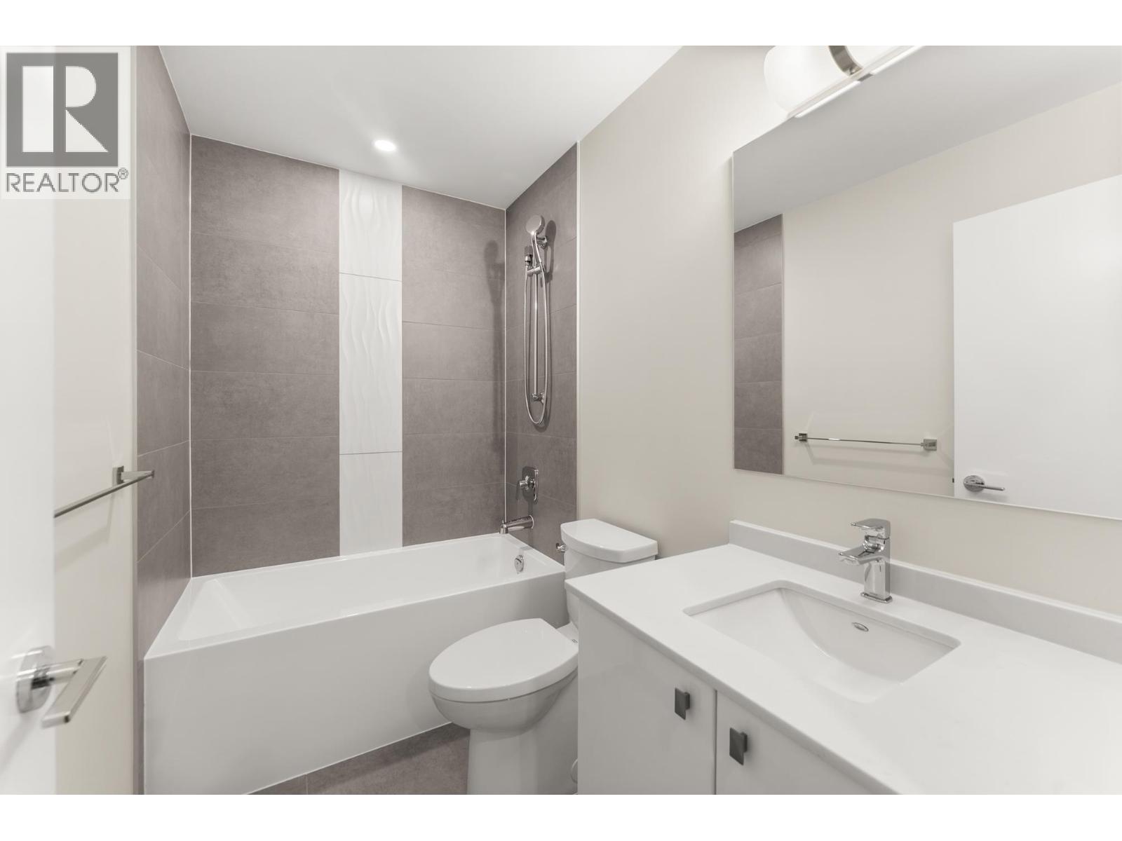 #411-23200 GILLEY Road, Richmond