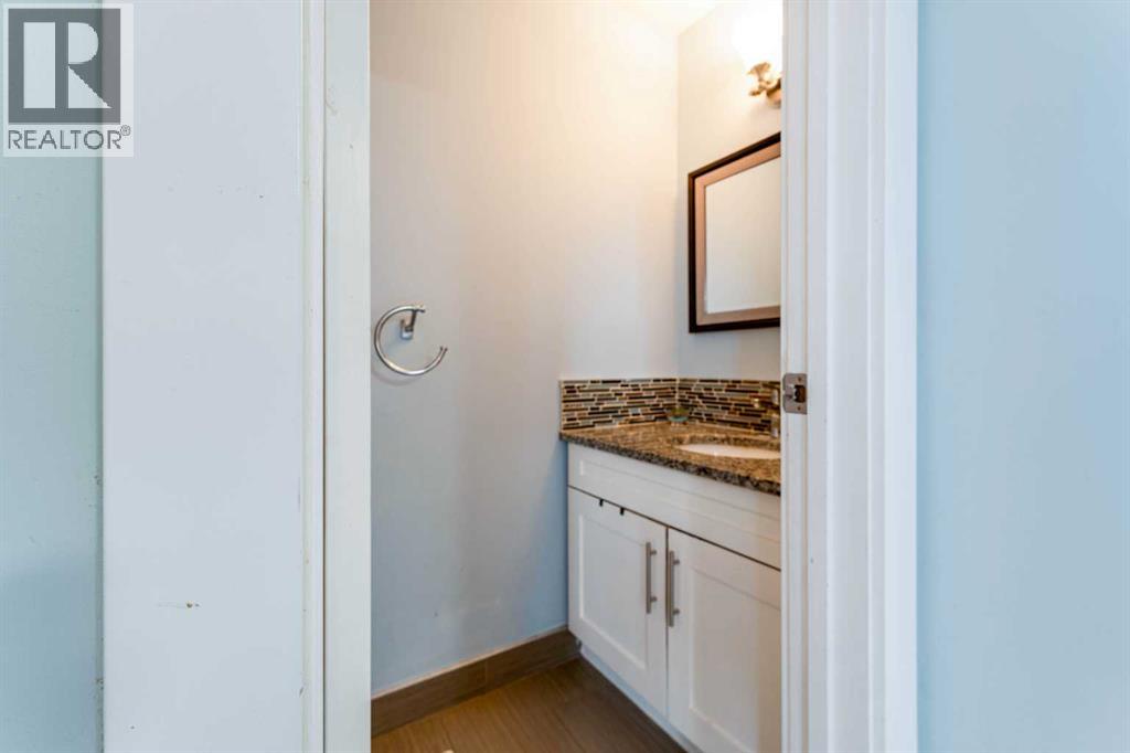 Single Family House for Sale in  Erin Road SE Erin Woods Calgary 