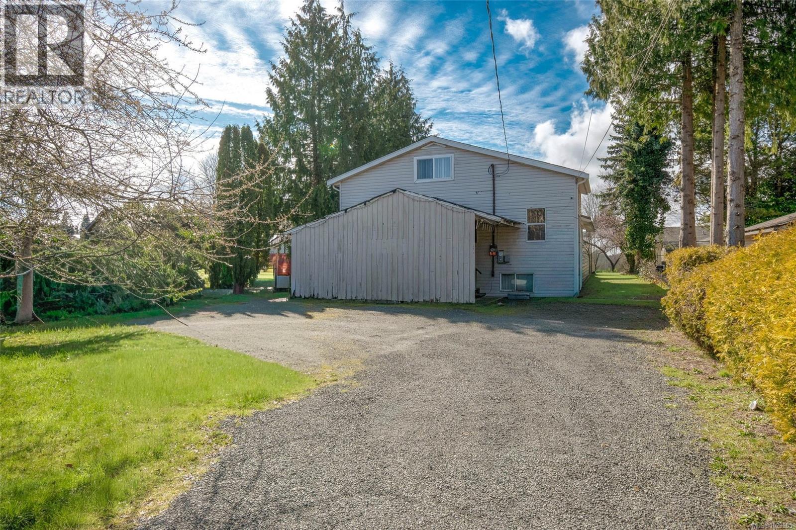 2218 Dalton Rd - 4